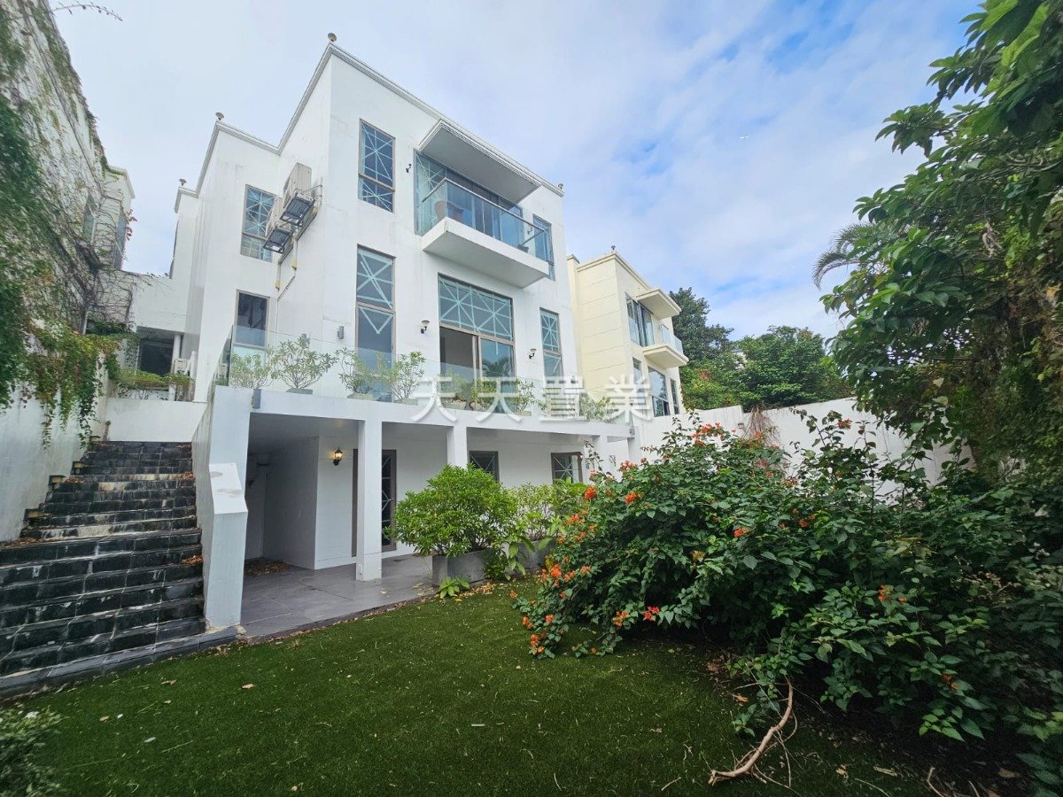 HUNLICAR GDN Sai Kung 020715 For Buy
