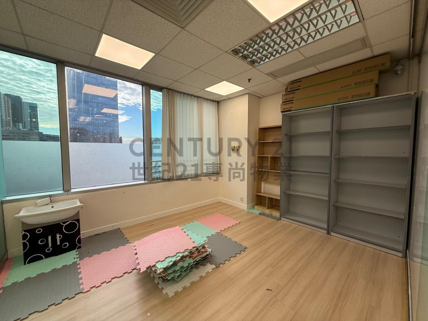 TELFORD HSE Kowloon Bay H C030646 For Buy
