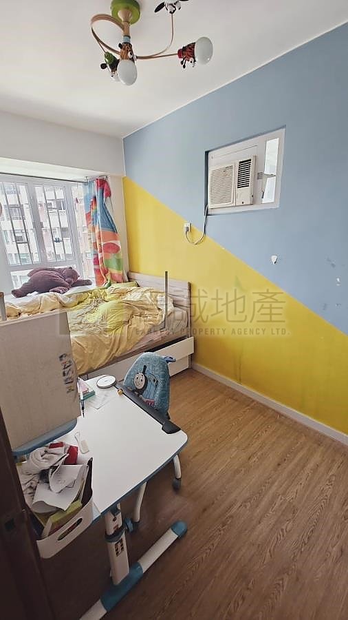SEAVIEW GDN Tuen Mun H A060162 For Buy
