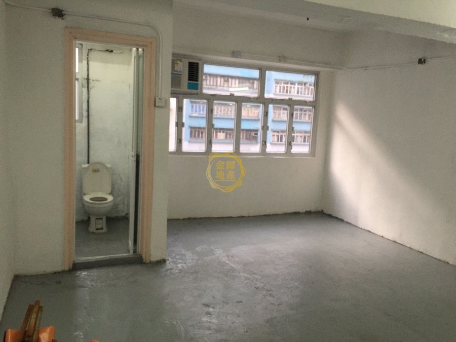 TAK LEE IND CTR BLK B Tuen Mun L T011211 For Buy