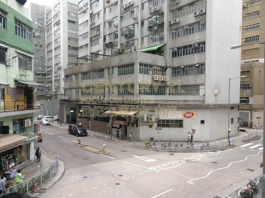 KIN WING IND BLDG Tuen Mun M K207136 For Buy