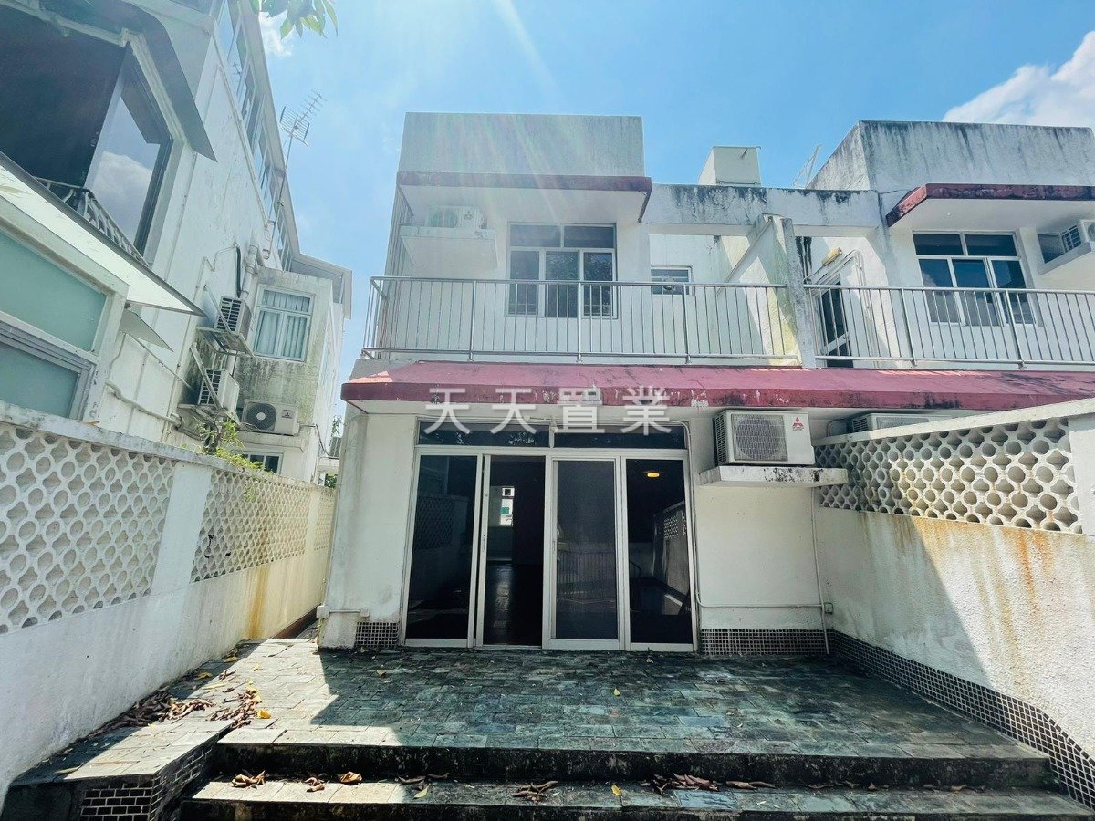 RUBY CHALET Sai Kung 008015 For Buy