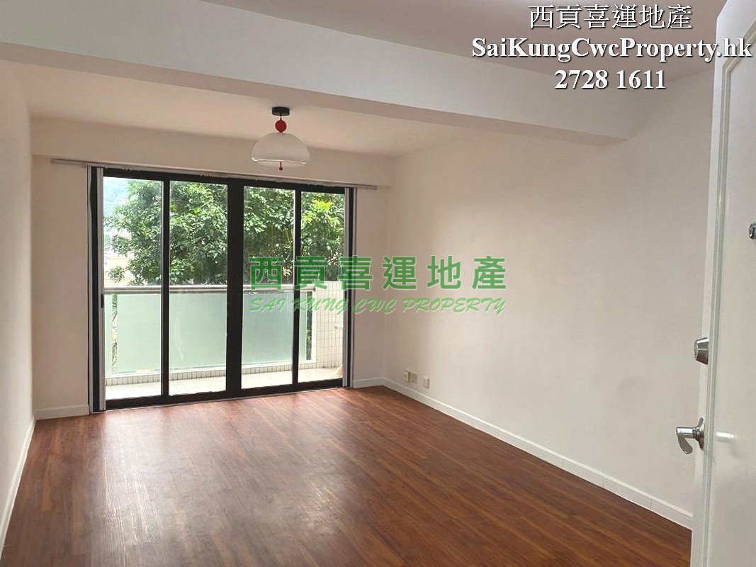 1/F with Balcony*Convenient Location Sai Kung 009264 For Buy