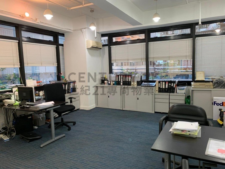 CENTRE MARK II Sheung Wan L C211811 For Buy