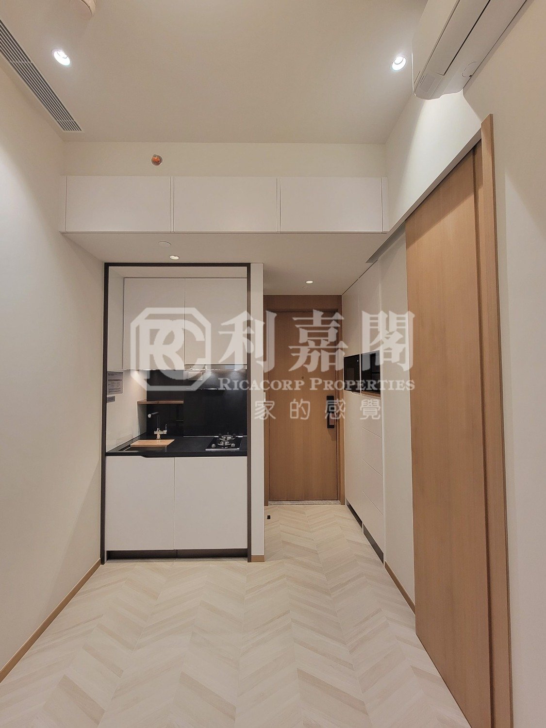 EIGHT SOUTHPARK Kowloon City 1660078 For Buy
