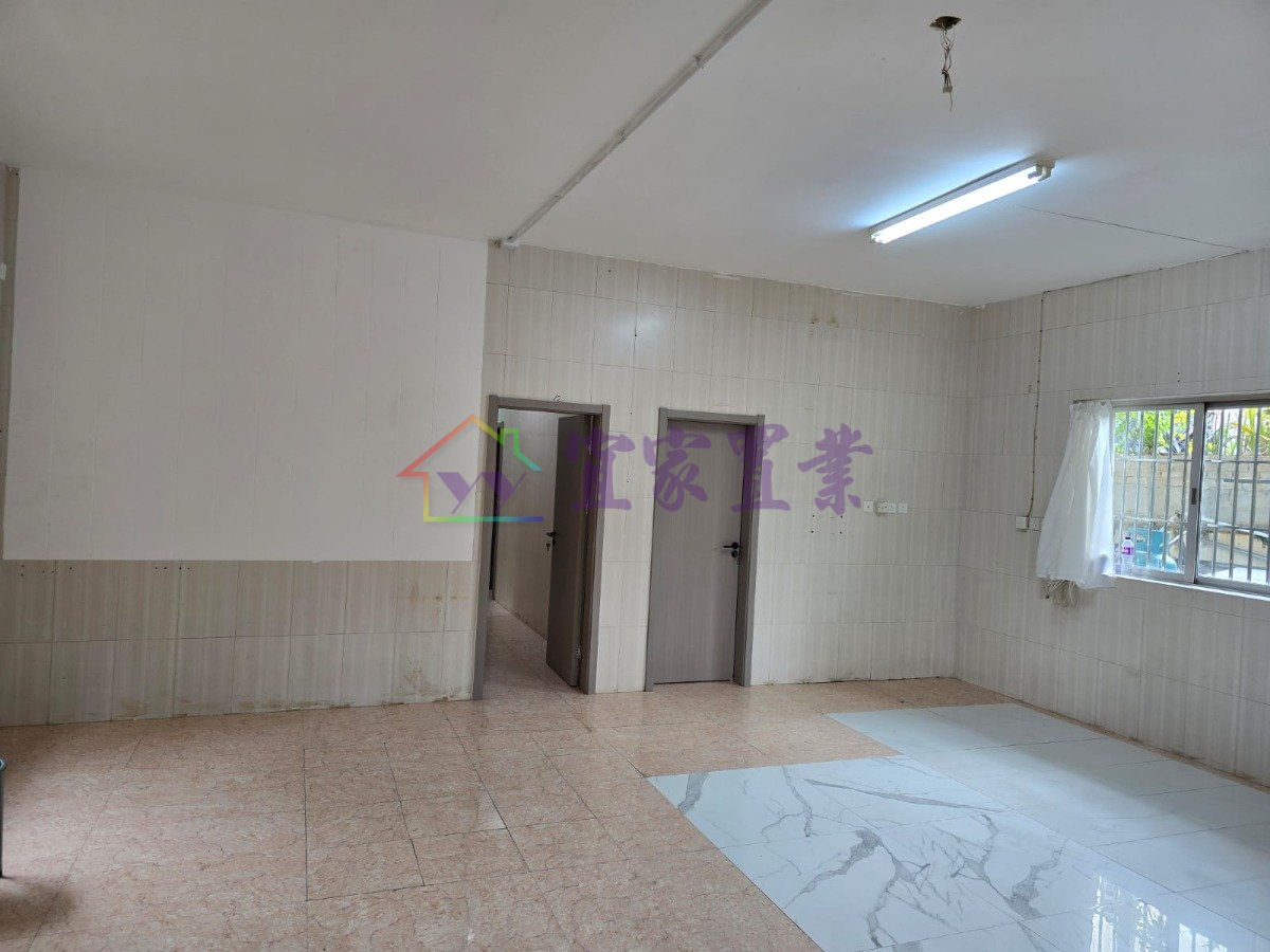 Yuen Long L 005584 For Buy