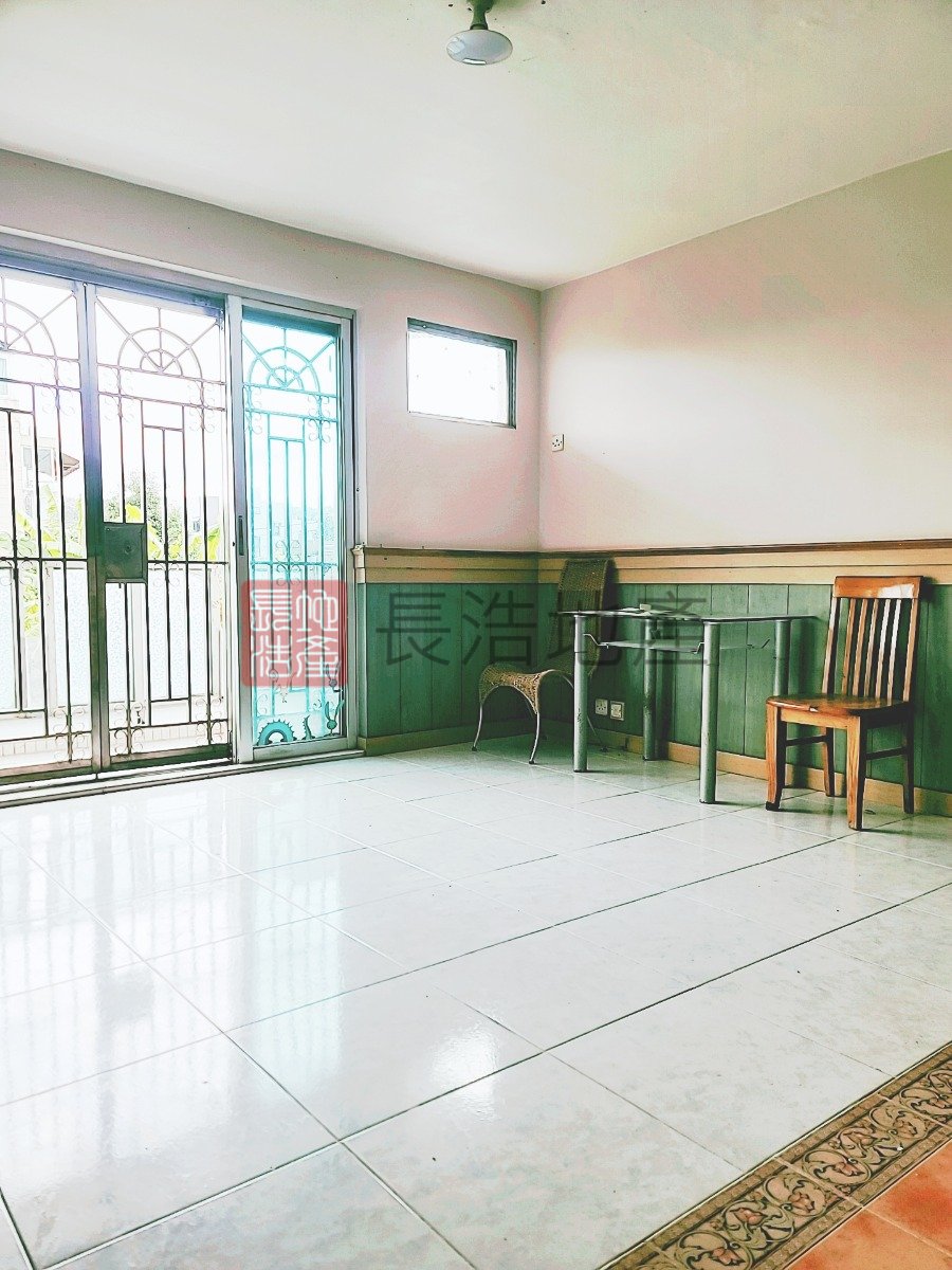 YUEN LONG Yuen Long 1686990 For Buy