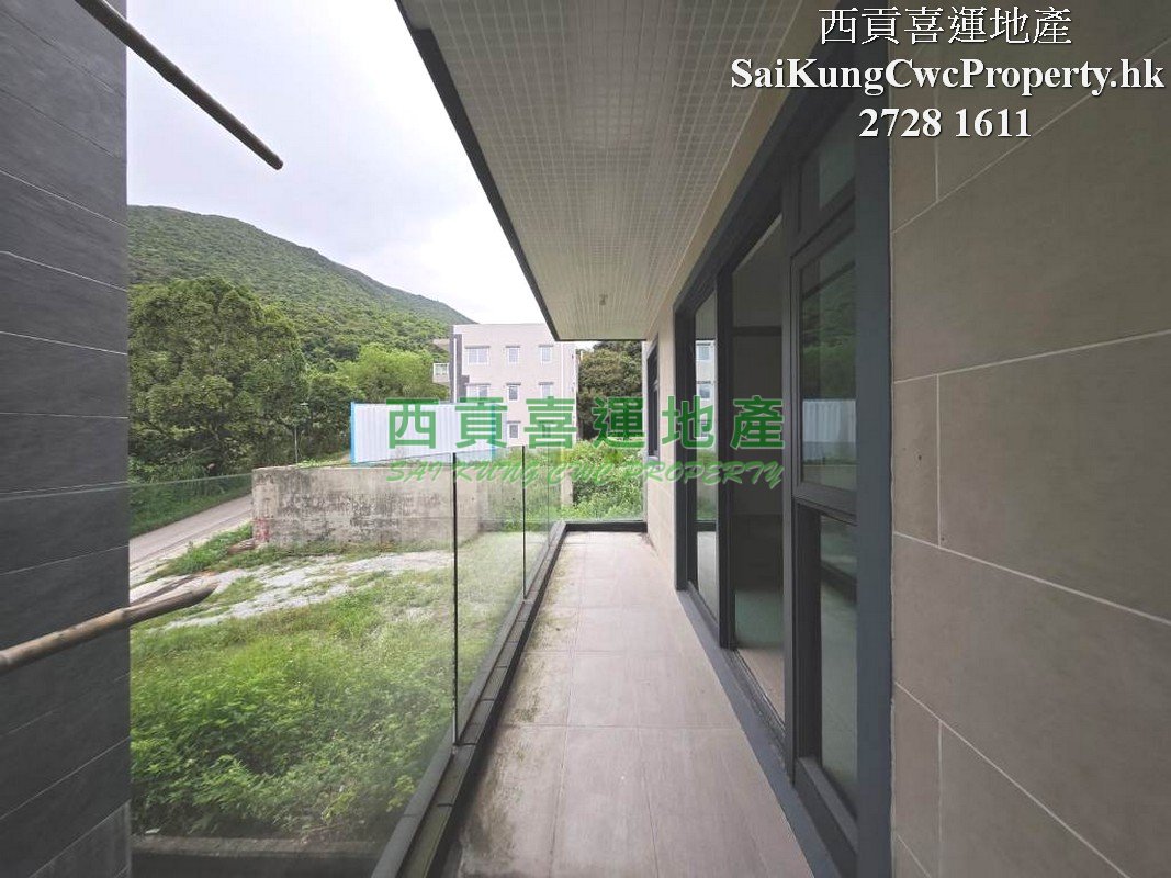1/F with Balcony*New Decoration Sai Kung 027971 For Buy