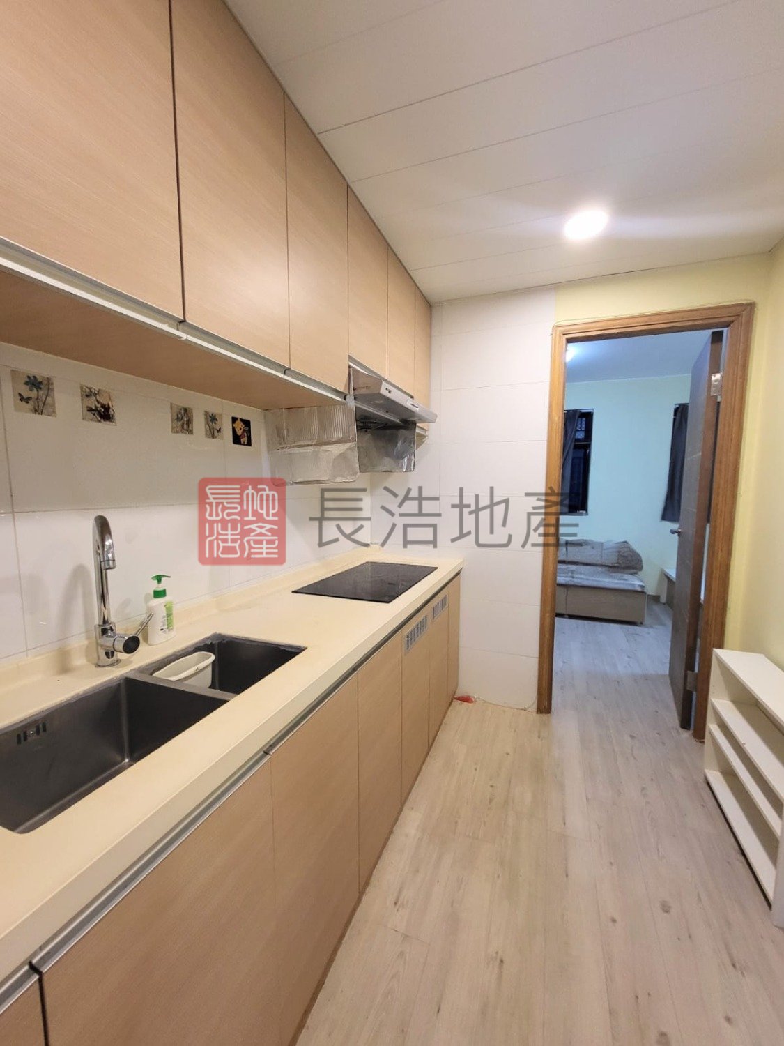 車付到門了 Yuen Long 1748346 For Buy