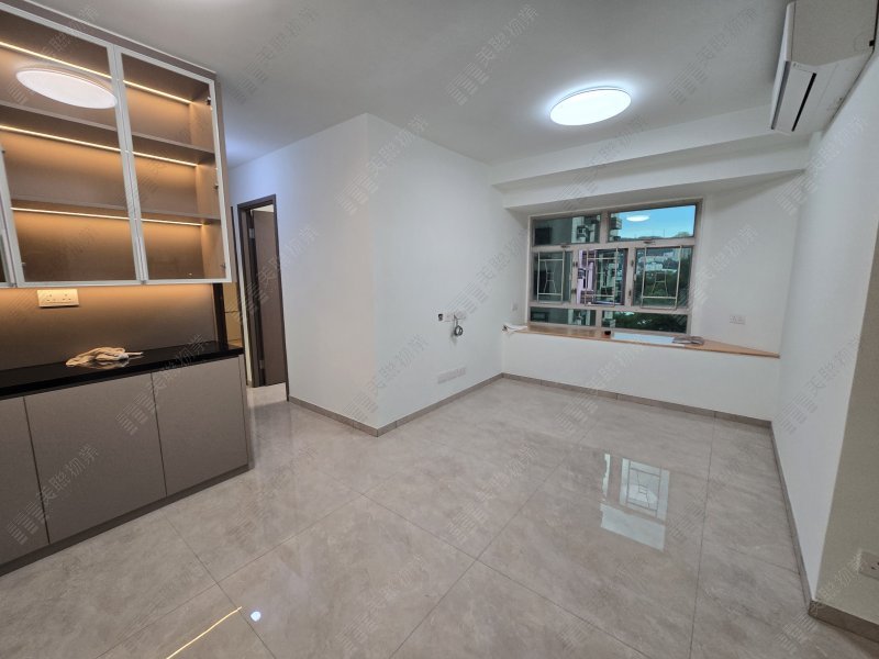 HILTON PLAZA BLK C Shatin L 1788000 For Buy