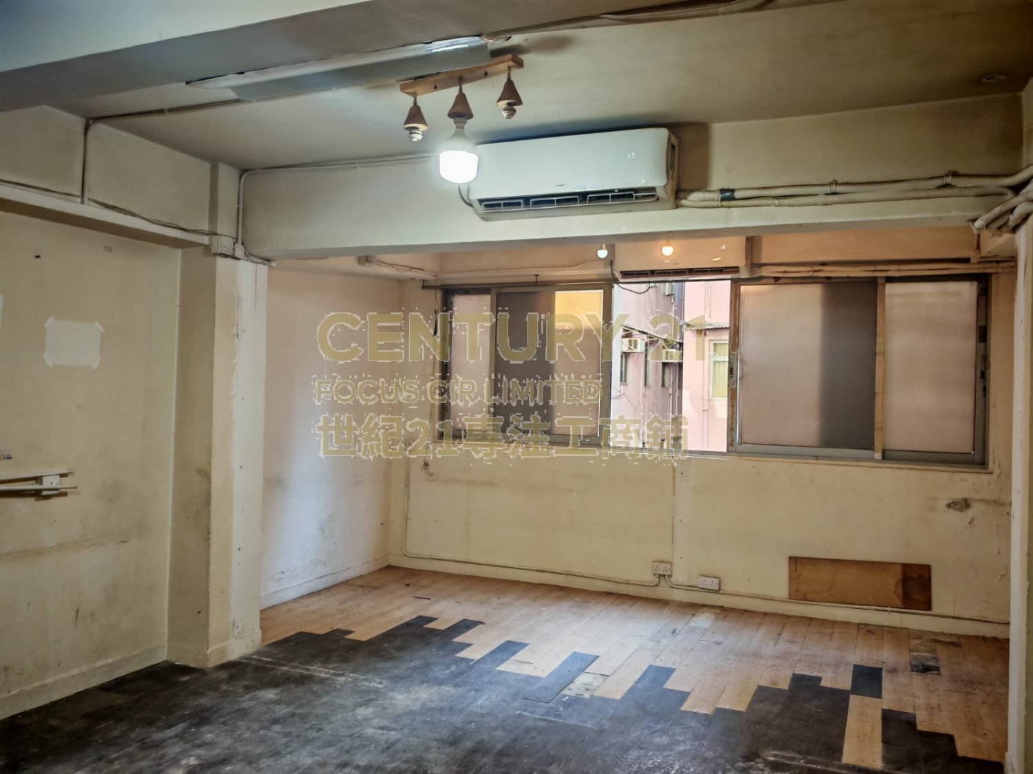 TUNG CHOI ST 152 Mong Kok L K217356 For Buy