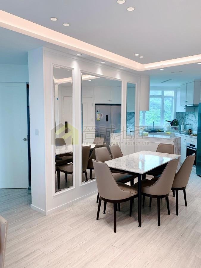SEA CREST VILLA  Tsuen Wan B060120 For Buy