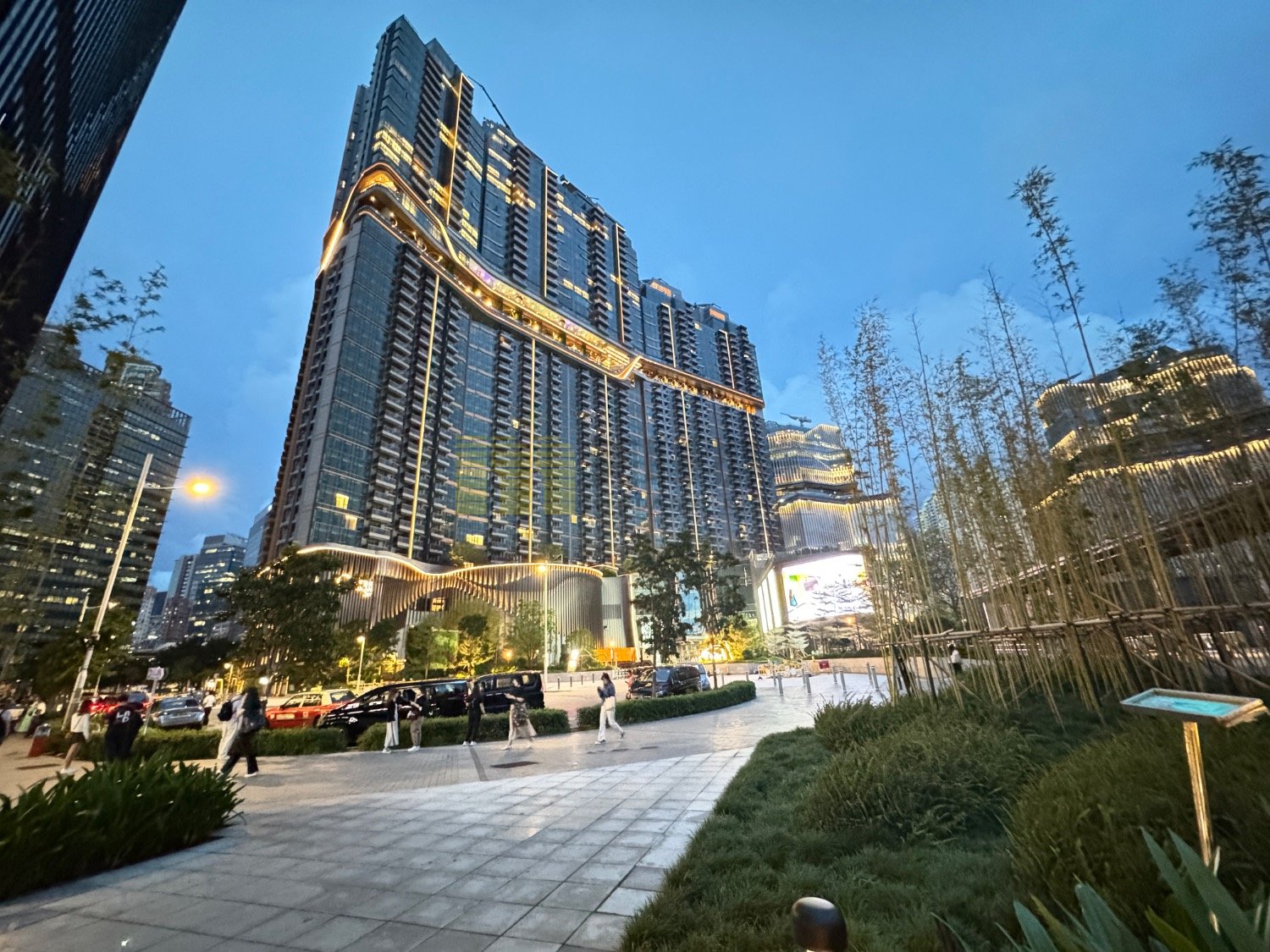 CULLINAN SKY TWR 01 Kai Tak H 1756732 For Buy