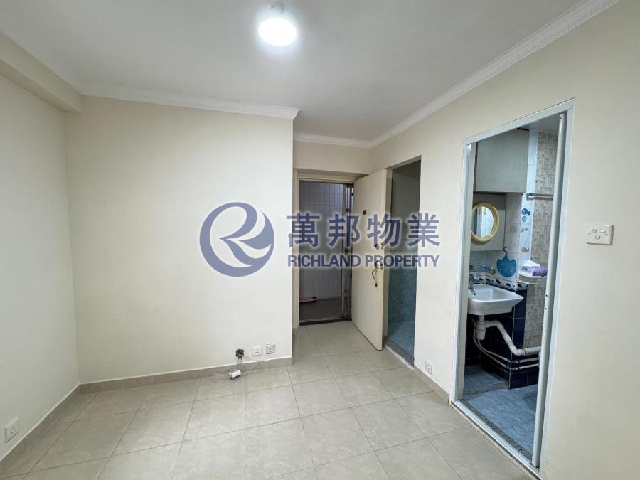 JADE PLAZA Tai Po L R166857 For Buy