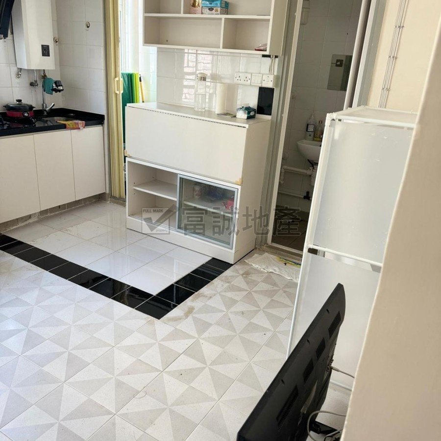 FUNG TAK ESTATE Diamond Hill H G125047 For Buy