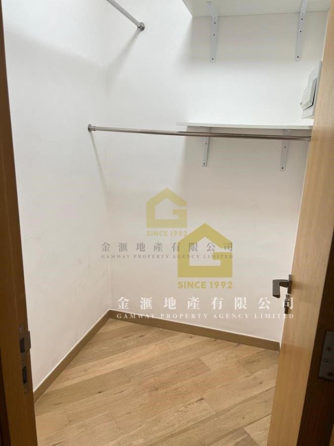 ONE KAI TAK   Kowloon Bay M R139596 For Buy