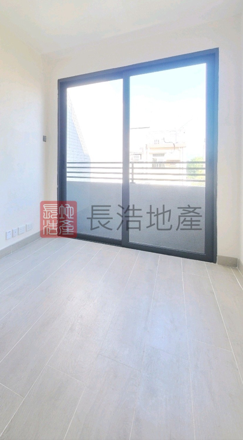 YUEN LONG VILLAGE HSE Yuen Long 1752898 For Buy