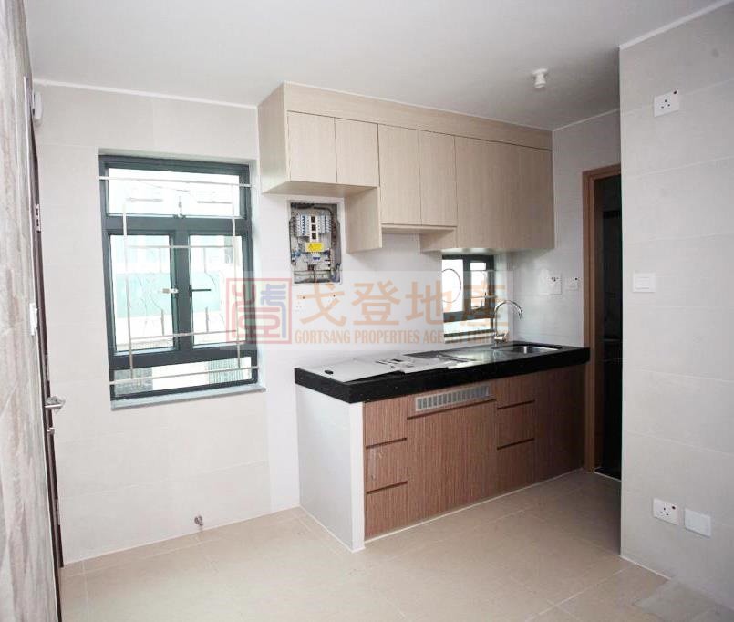 TAI TONG TSUEN Yuen Long H 024887 For Buy