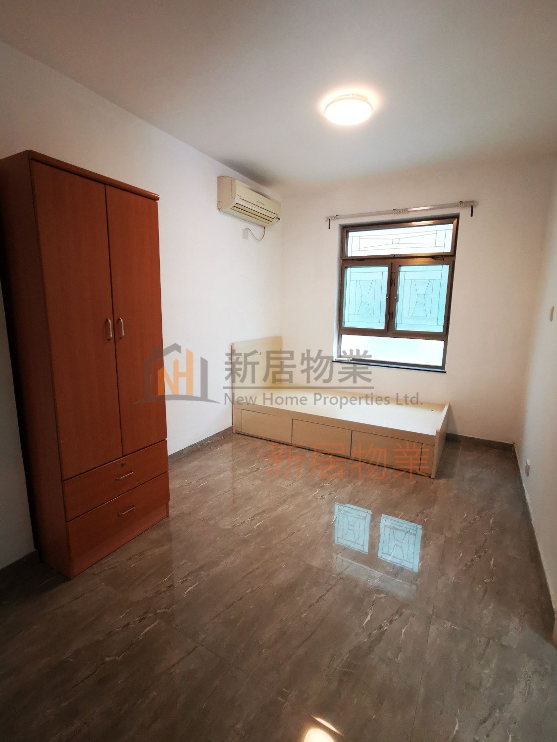 SAN UK TSAI Tai Po M 1740962 For Buy