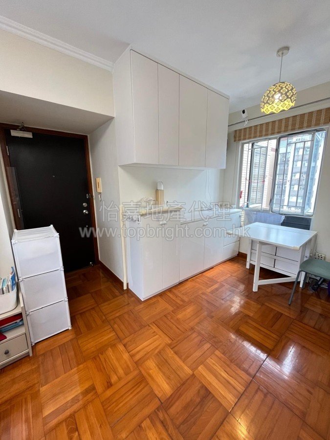 RICA VICTORIA North Point H 115501 For Buy