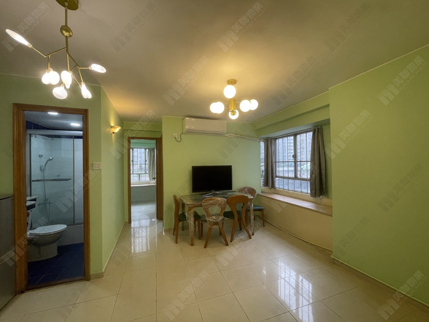 LUCKY PLAZA PAK LAM COURT (C2) Shatin L 1782692 For Buy