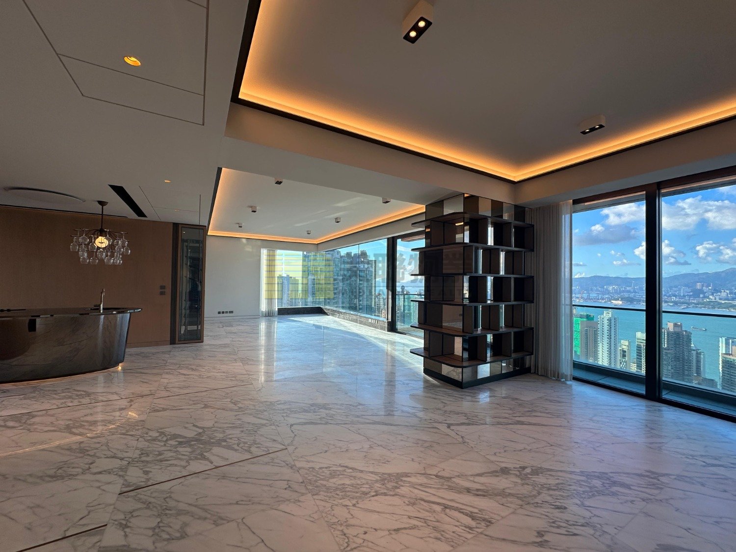 THE LEGACY TWR 01 Mid-Levels West H 1765898 For Buy