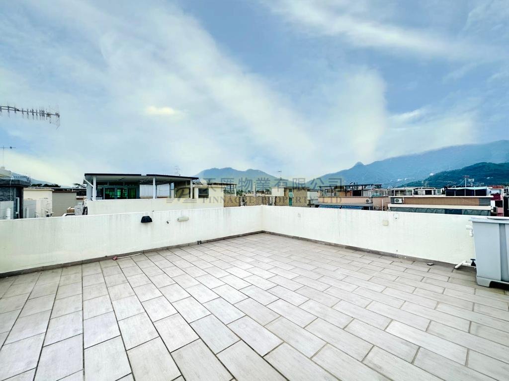 Yuen Long H 086717 For Buy
