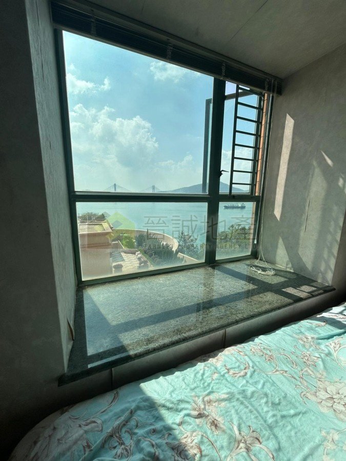SEA CREST VILLA PH 04 BLK 13 Tsuen Wan L C011113 For Buy