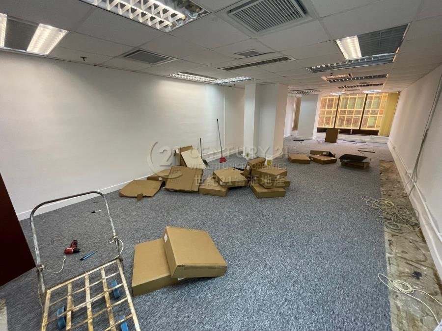 NEW MANDARIN PLAZA  Tsim Sha Tsui 009349 For Buy