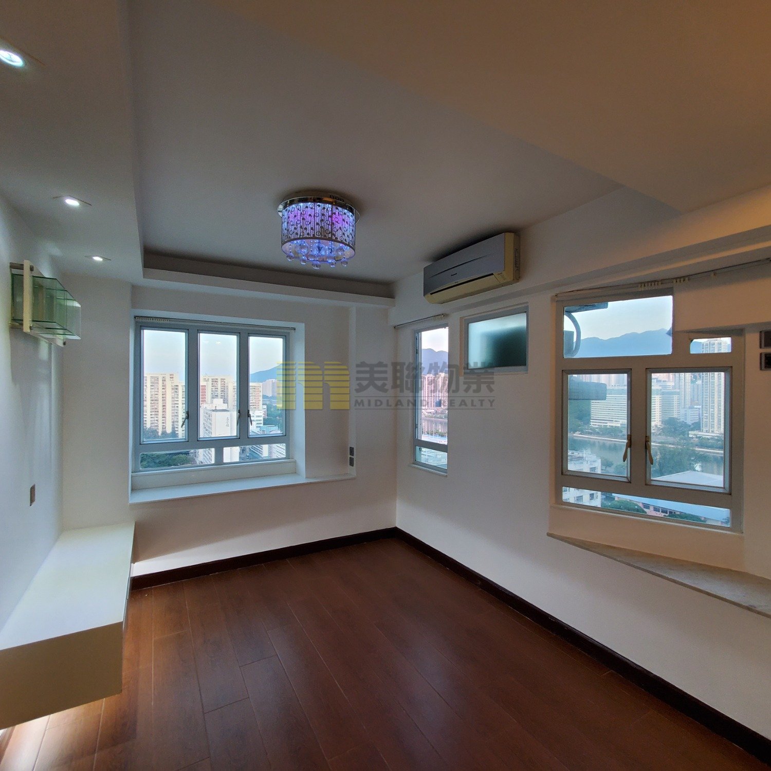LUCKY PLAZA CHUNG LAM COURT (B1) Shatin H 1759472 For Buy