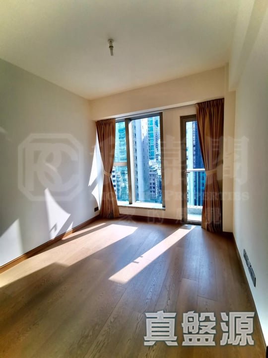 MY CENTRAL Sheung Wan M 1711696 For Buy