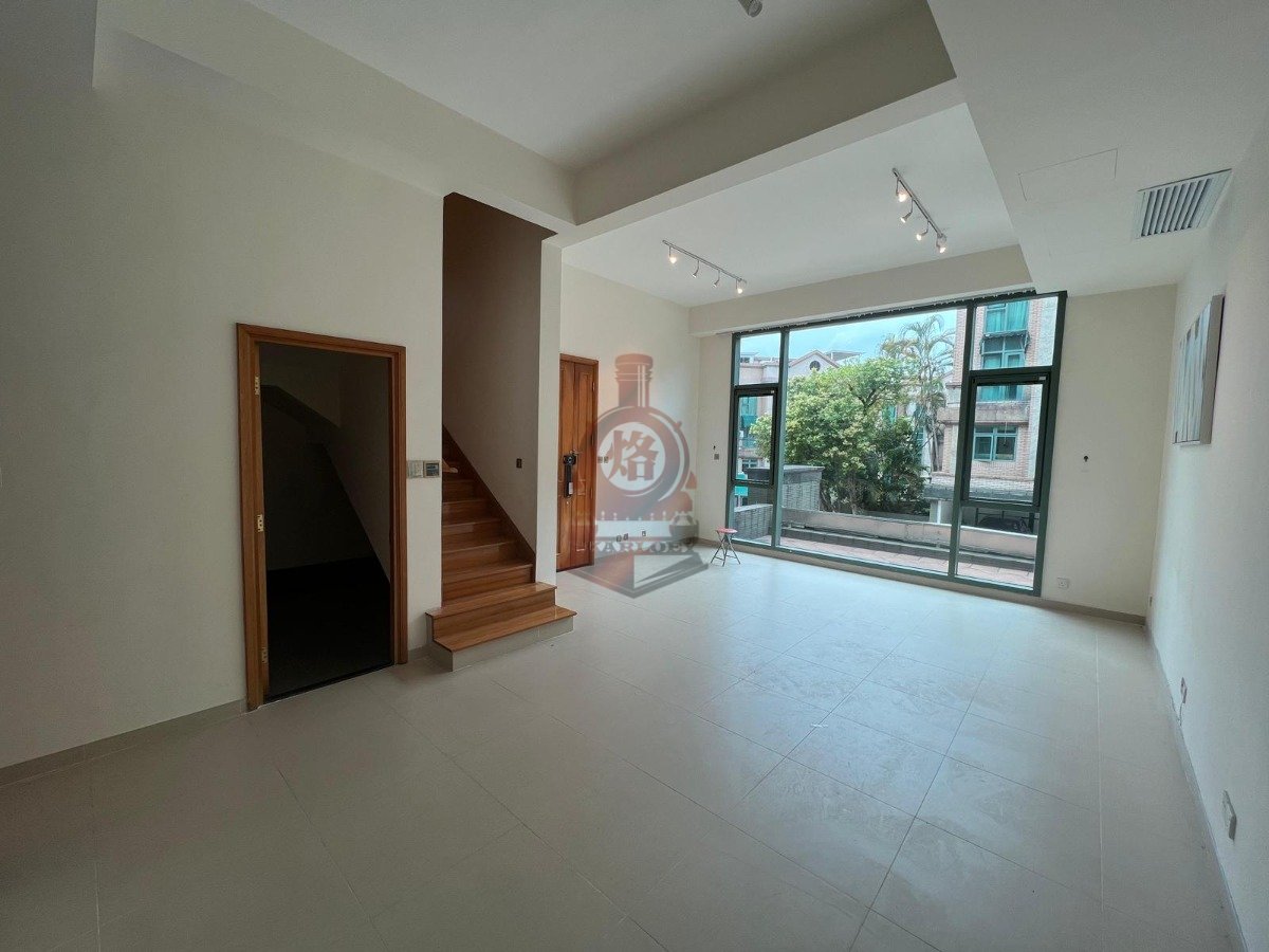 CHATEAU ROYALE Tai Po 1648300 For Buy