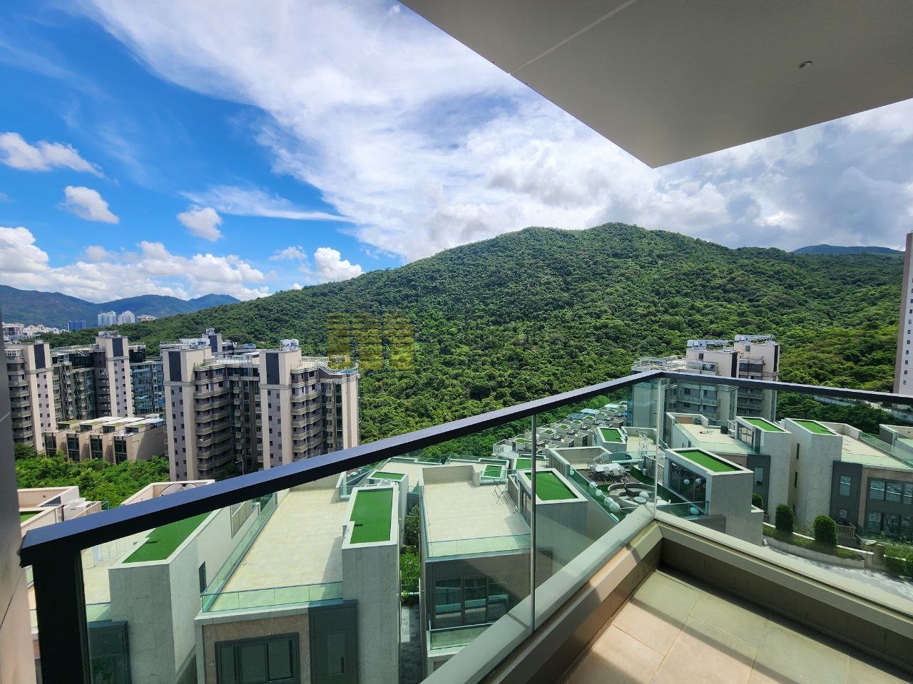 THE CAVARIDGE Shatin M 1717706 For Buy