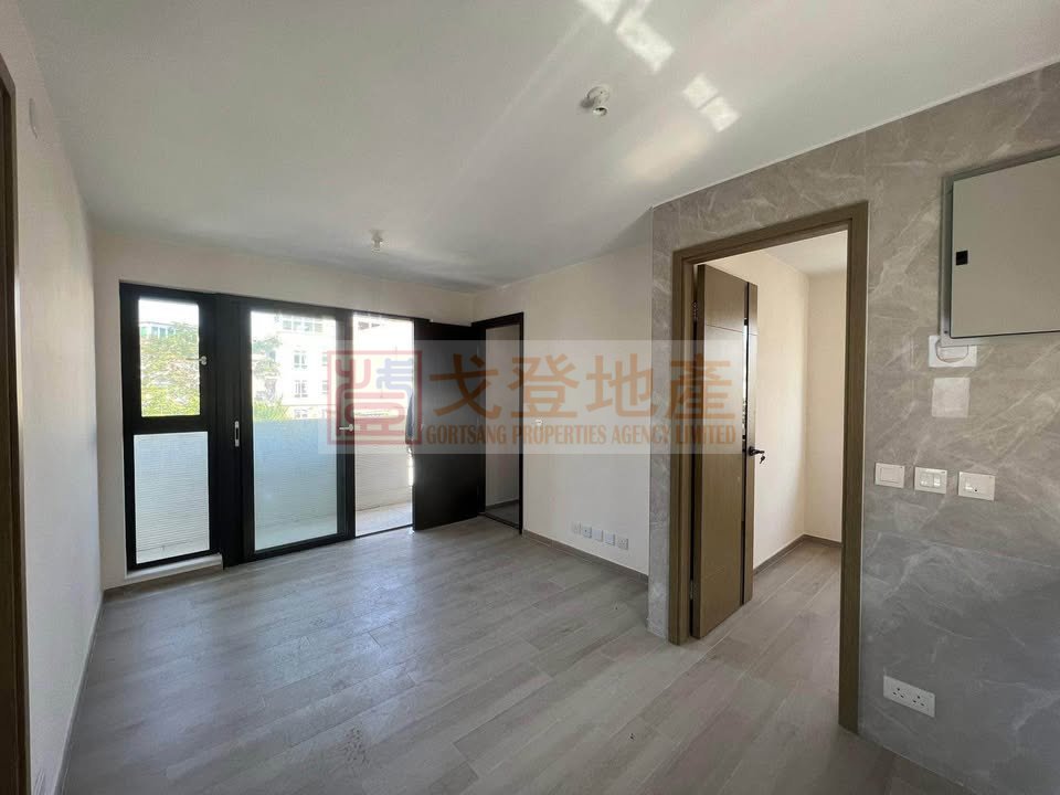 YUEN LONG VILLAGE HSE Yuen Long 1728232 For Buy
