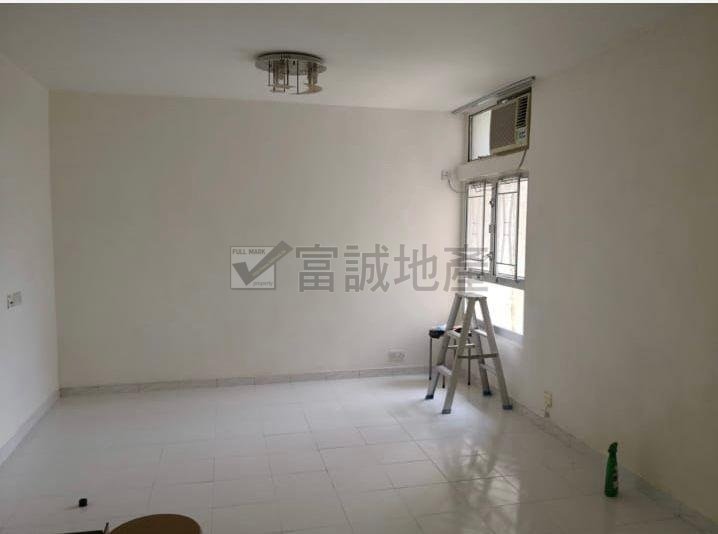 PANG CHING COURT  Wong Tai Sin M G087155 For Buy