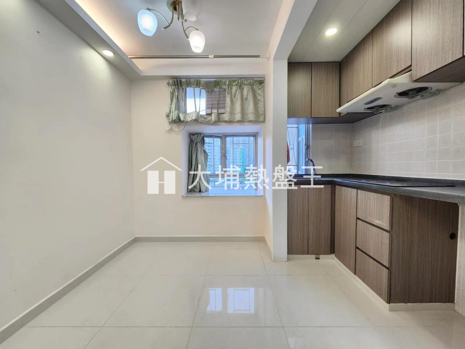 JADE PLAZA   Tai Po L 001656 For Buy