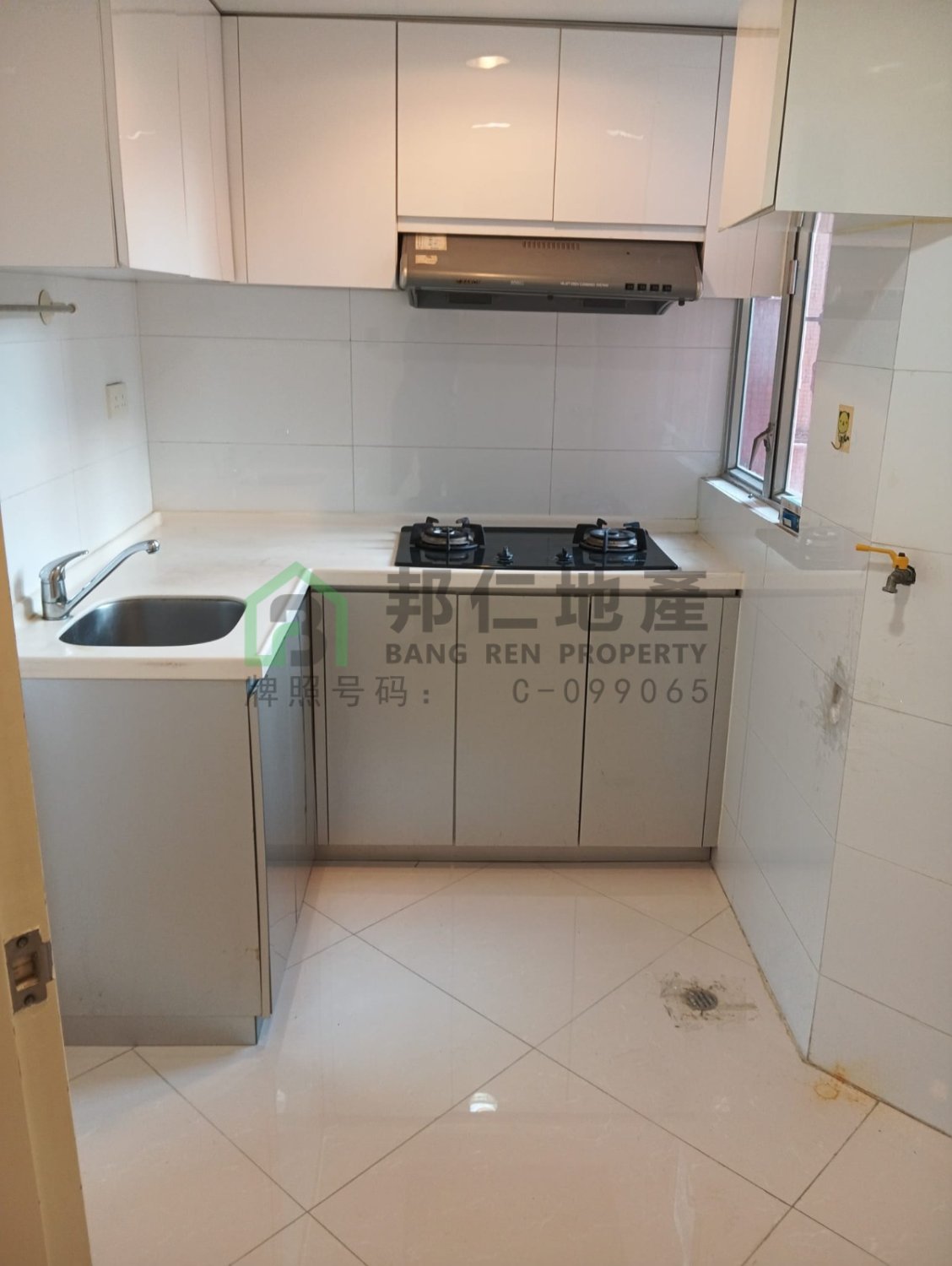 KING TIN COURT BLK D HUNG SAM HSE (HOS) Shatin M 002157 For Buy
