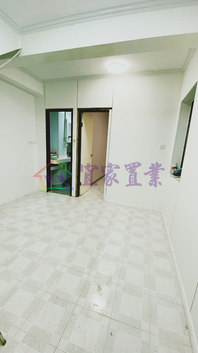 HA MEI SAN TSUEN Tin Shui Wai L 005328 For Buy