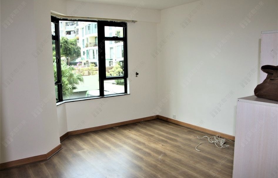 FOREST HILL HSE 08 Tai Po L 1763848 For Buy