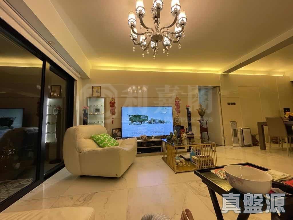 SHATIN 33 BLK 01 (ORIENTAL HTS) Shatin H 1670216 For Buy