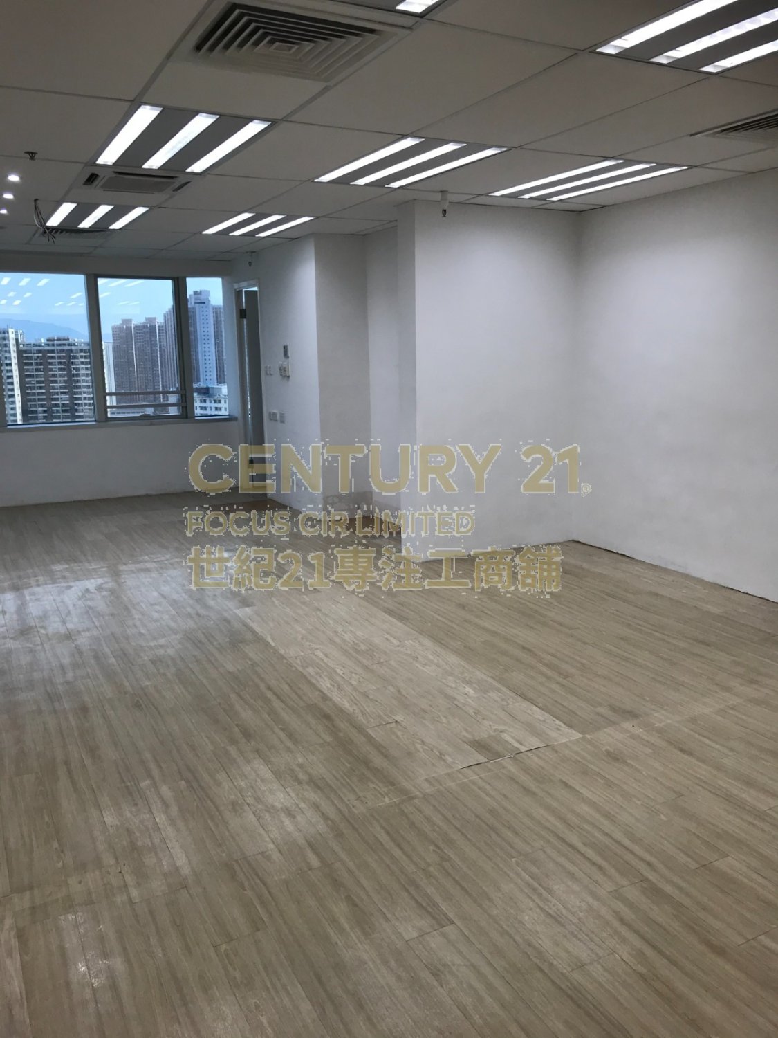 TUEN MUN PARKLANE SQUARE Tuen Mun H C013226 For Buy