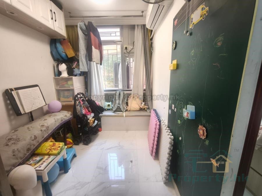 KWONG YUEN ESTATE BLK 04 KAPOK HSE Shatin L T132981 For Buy