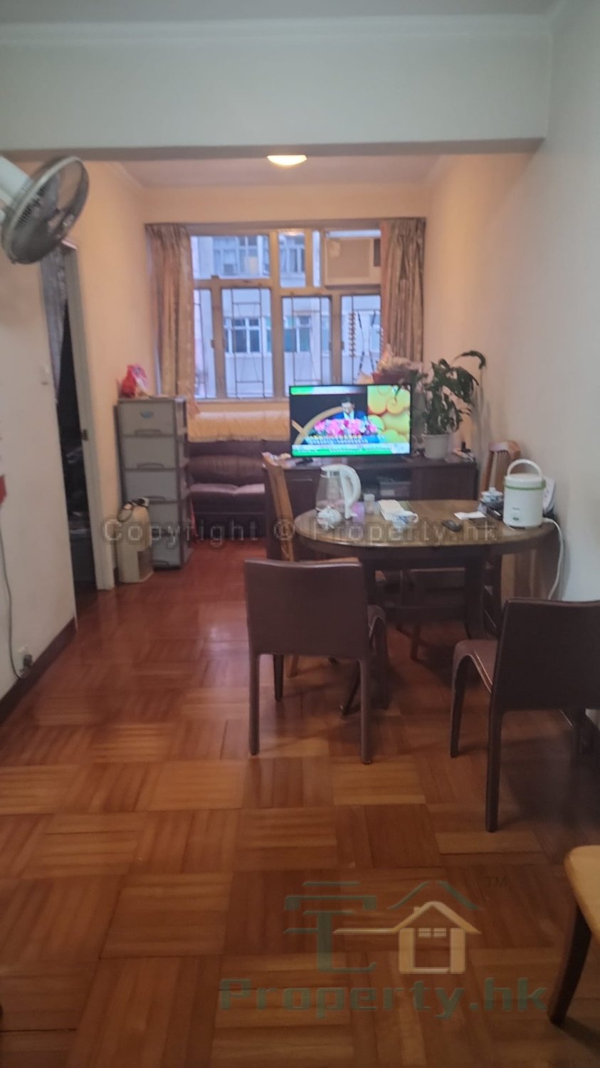 LEE WING BLDG Wan Chai M C513720 For Buy