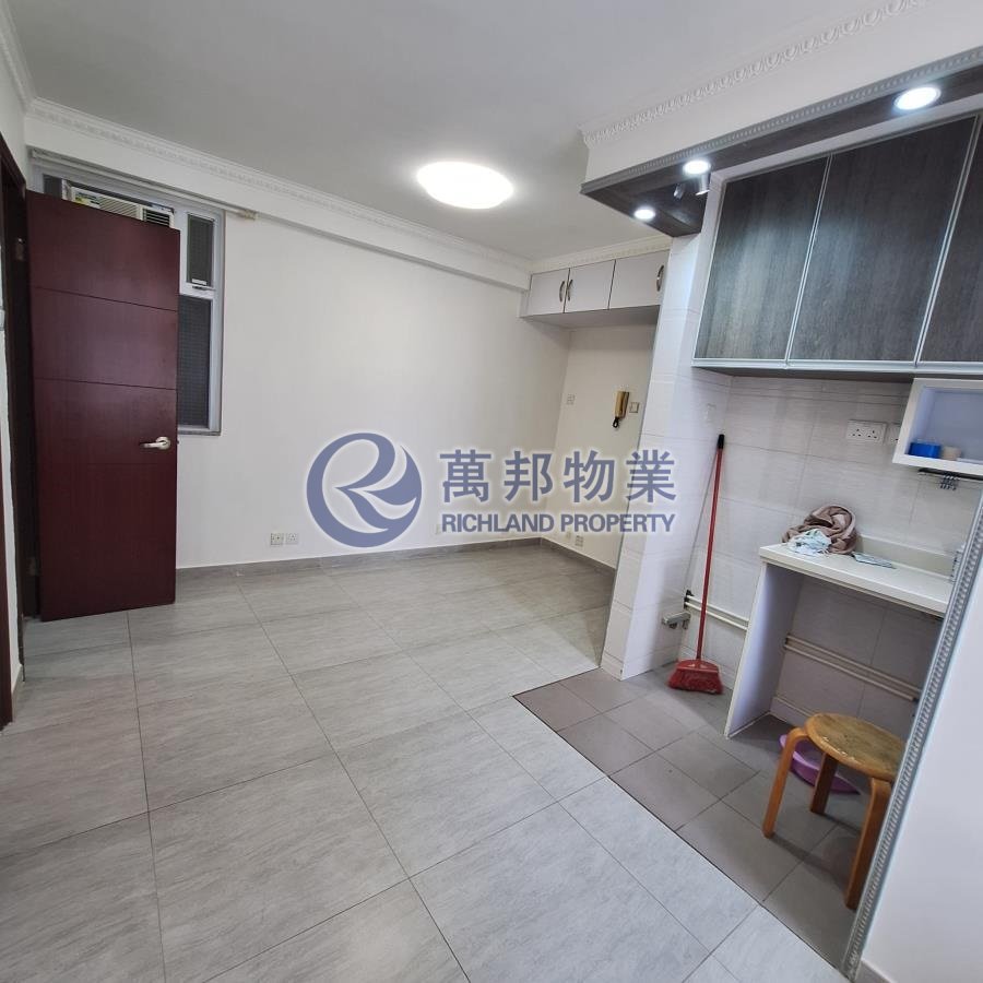 JADE PLAZA Tai Po H T104886 For Buy