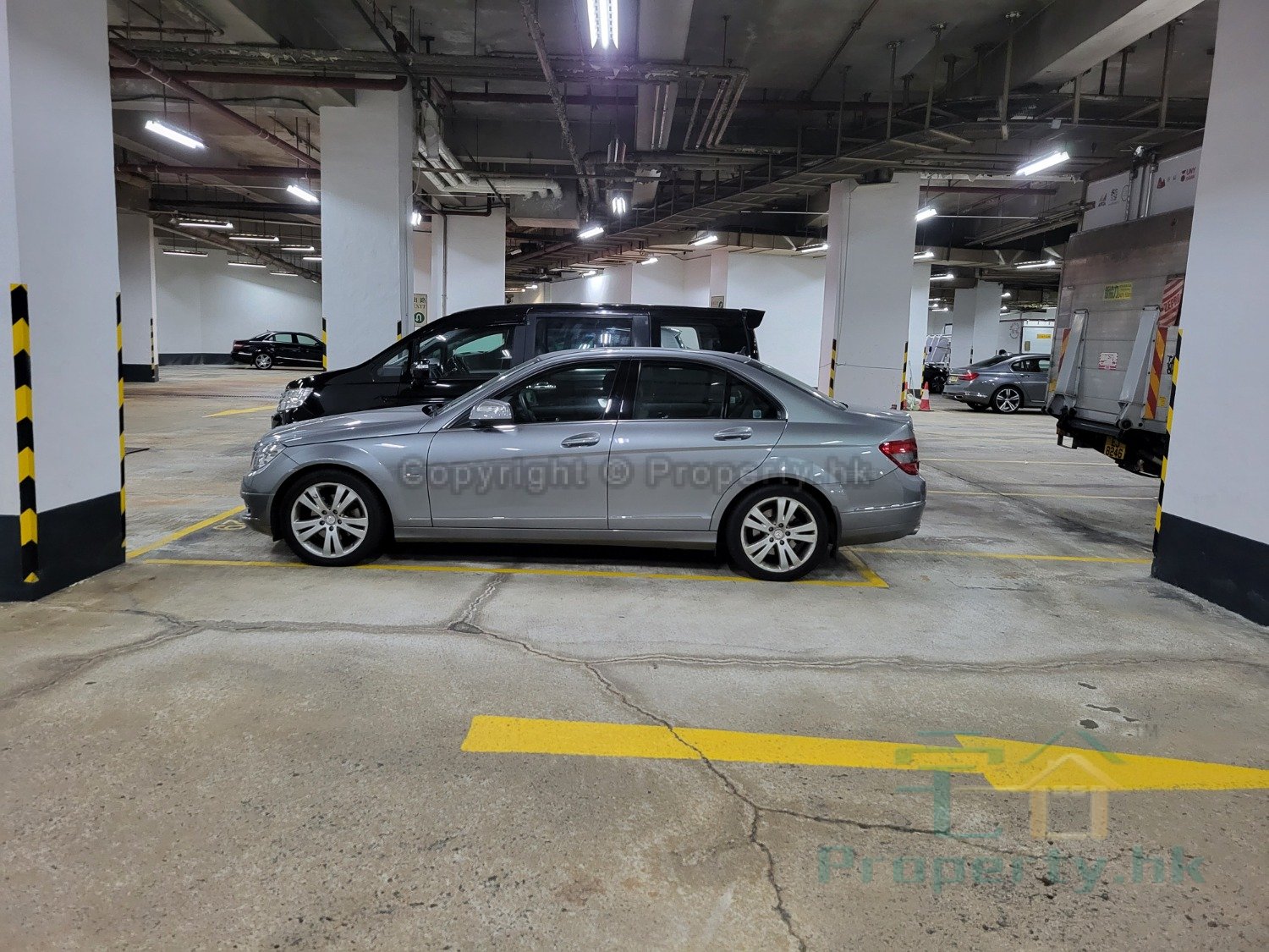 TOWN SQUARE Tsuen Wan Basement 1843348 For Buy