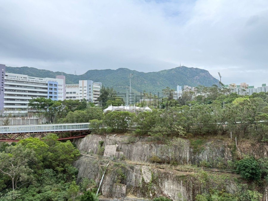 FUNG TAK ESTATE Diamond Hill H F125641 For Buy