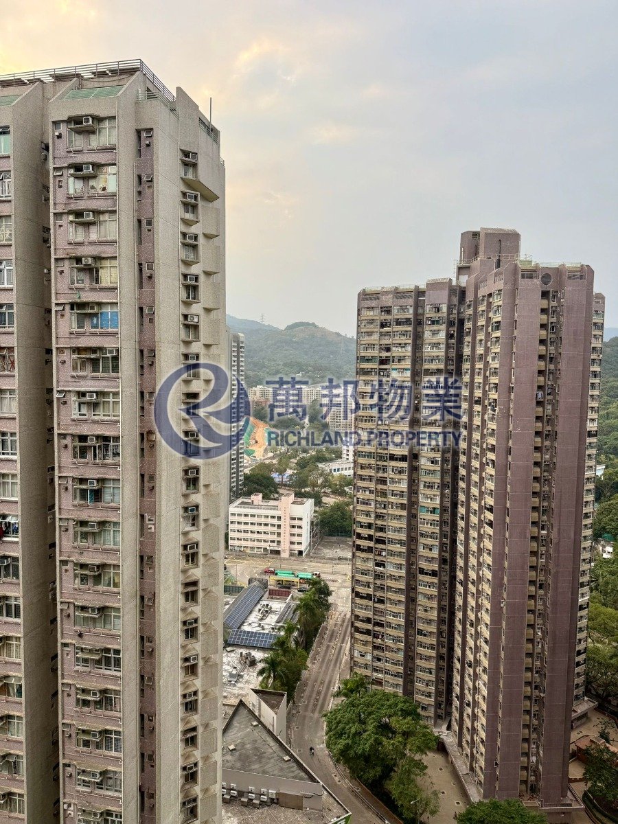 WAN TAU TONG ESTATE Tai Po H W160371 For Buy