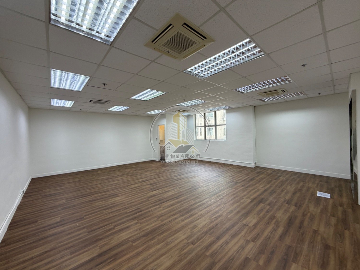 METRO CTR II Kowloon Bay 1846652 For Buy