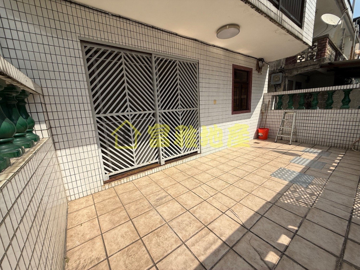 HA CHE Yuen Long 1794558 For Buy