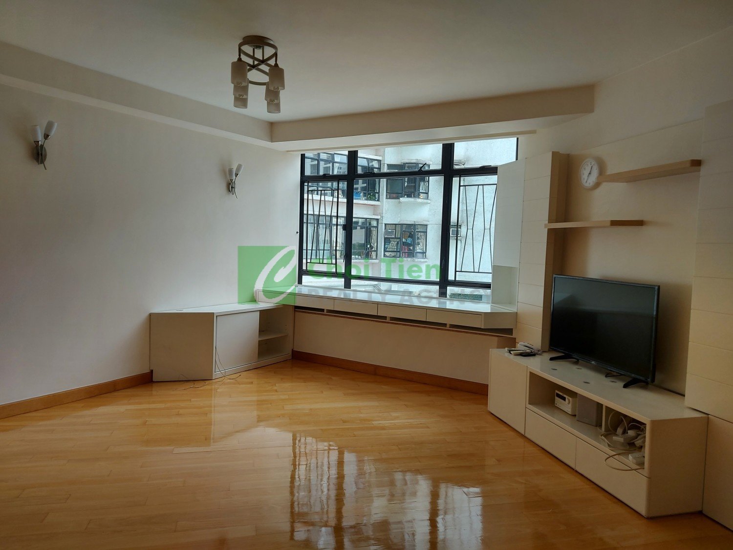 KORNHILL BLK J Quarry Bay L 010816 For Buy